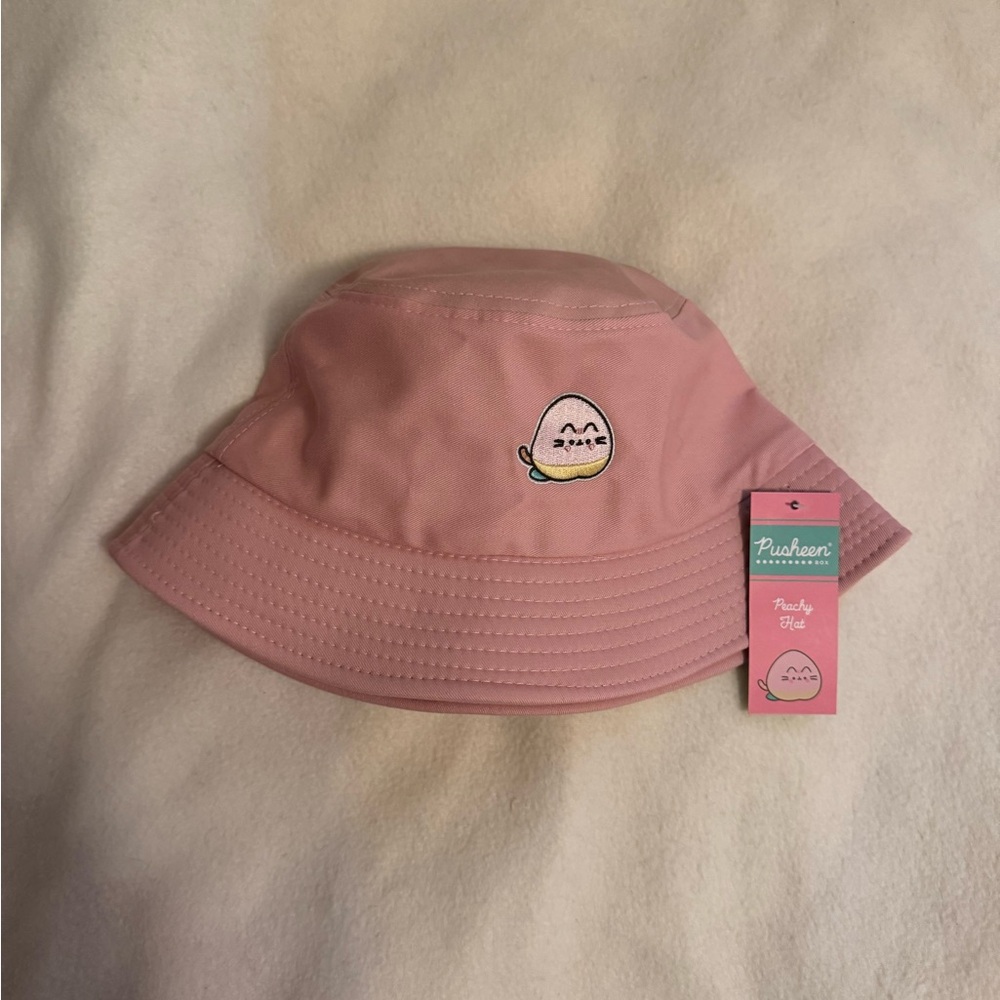 Pusheen Summer 2024 Bucket Hat